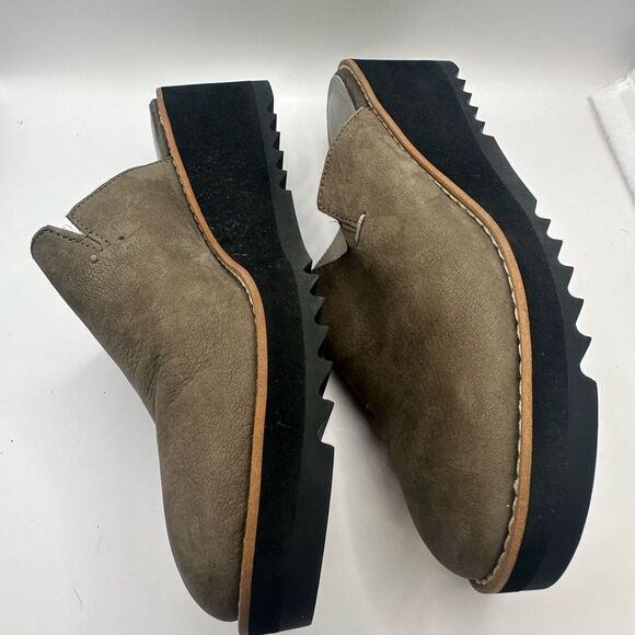 NWOT Eileen Fisher Loti Suede Clogs size 5 - Picture 3 of 6